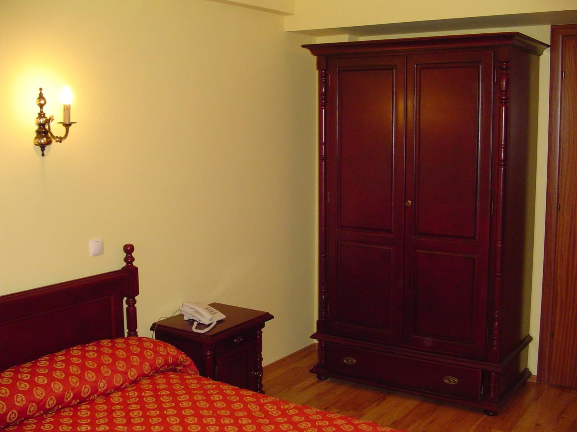 Hotel Europa Ploiesti Bilik gambar