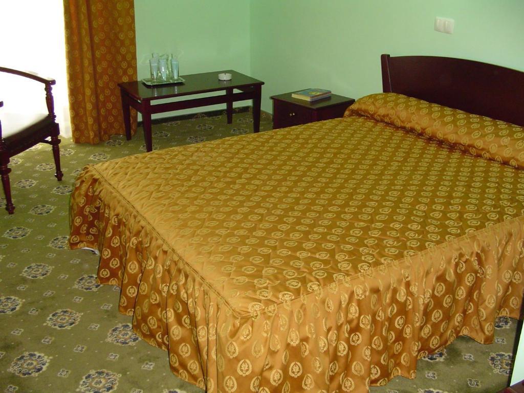 Hotel Europa Ploiesti Bilik gambar