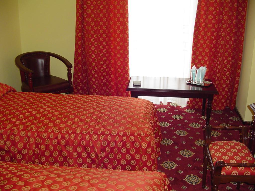 Hotel Europa Ploiesti Bilik gambar